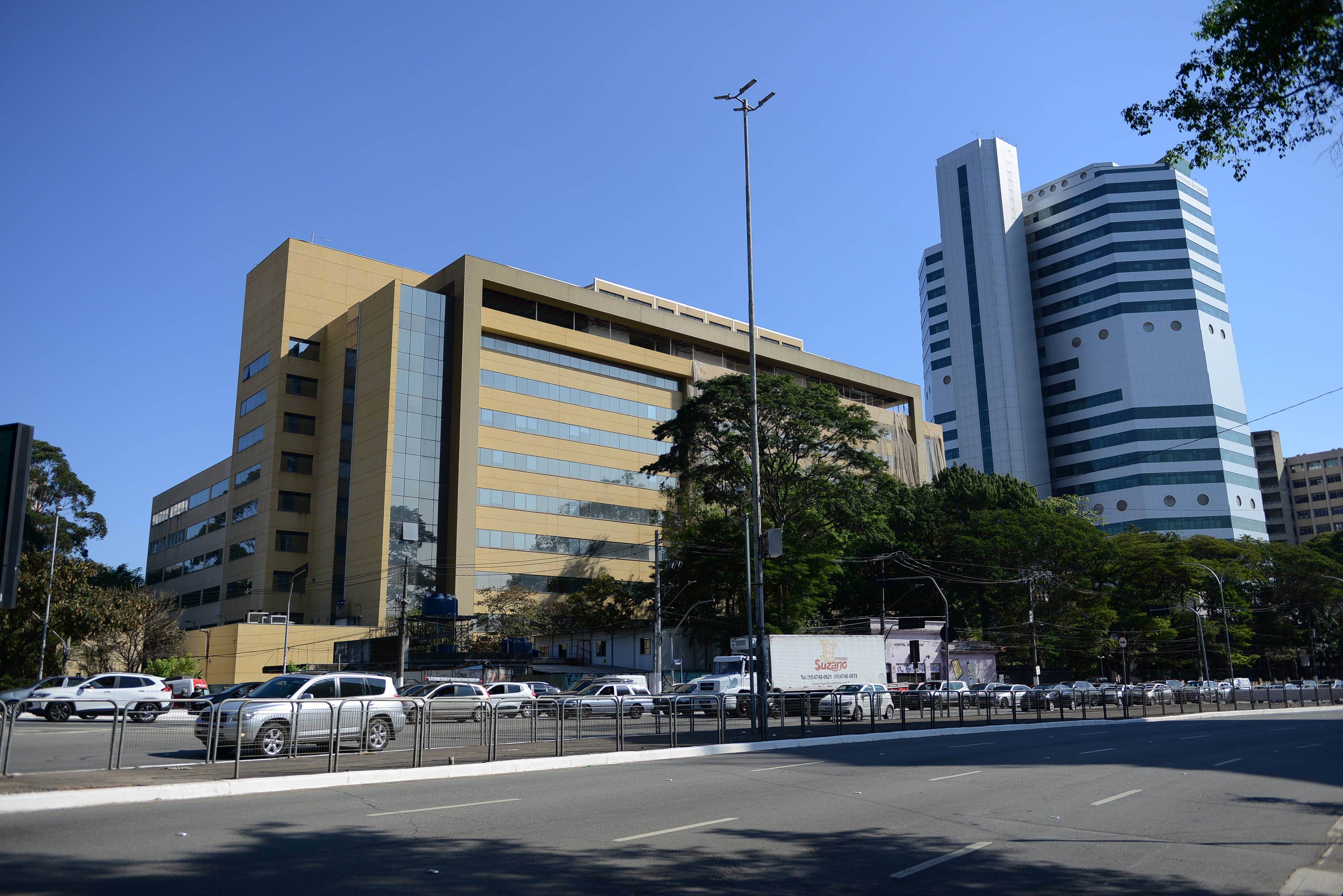 Suspeita de ebola em São Paulo é descartada após exame do Adolfo Lutz