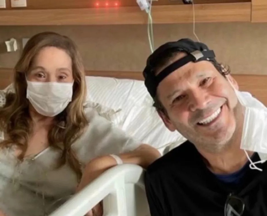 Sonia Abrão é internada com pneumonia bacteriana