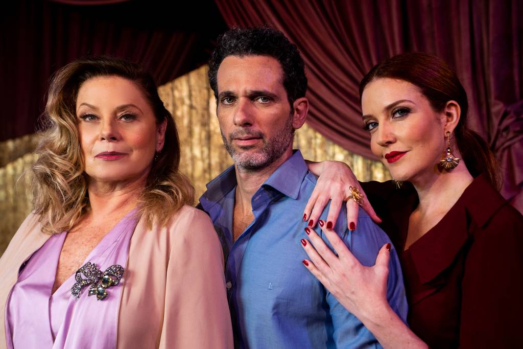 Vera Fischer retorna aos palcos com comédia no Teatro Raul Cortez