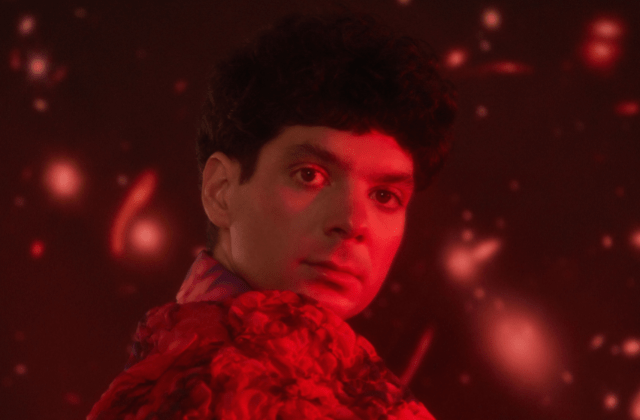 Dani Black inaugura novo disco, ‘Frequência Rara’, na Casa Natura