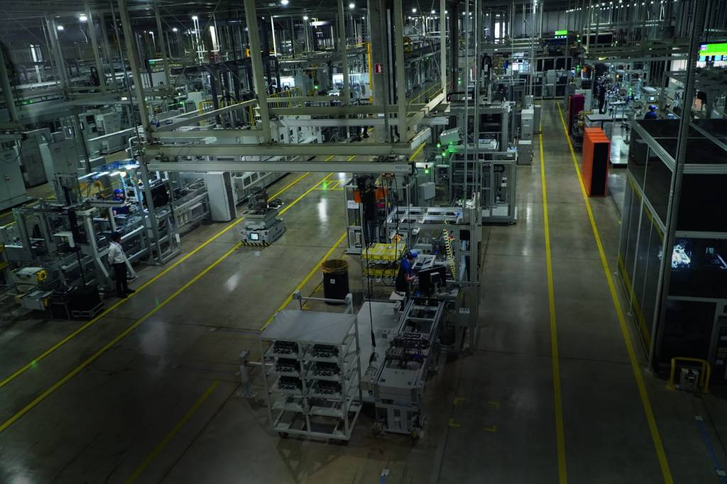 EconomiaIndustriaHyundaiGovernodoEstado.jpg Fábrica