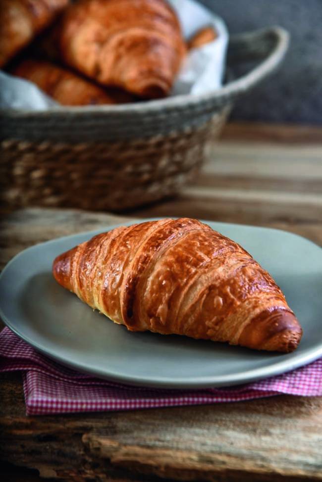 Croissant – Santú Padaria Artesanal Croissant - Santú Padaria Artesanal