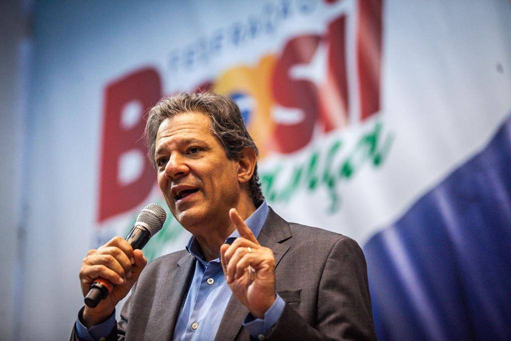 TRE multa Haddad em R$ 20 000 por problemas em posts no TikTok e Twitter