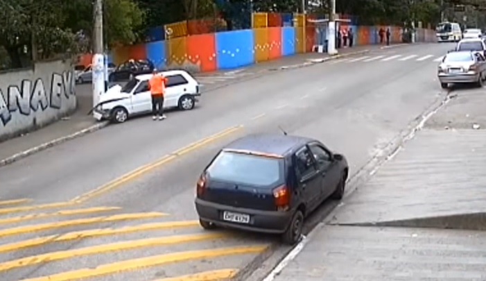 Homem atira e mata ex-mulher e filho com carabina na Zona Leste