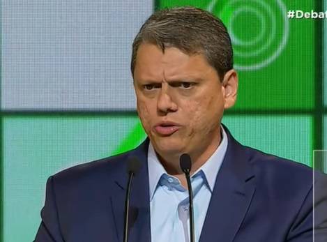 Tarcísio: “O servidor sabe a importância da vacina e não precisa obrigar”