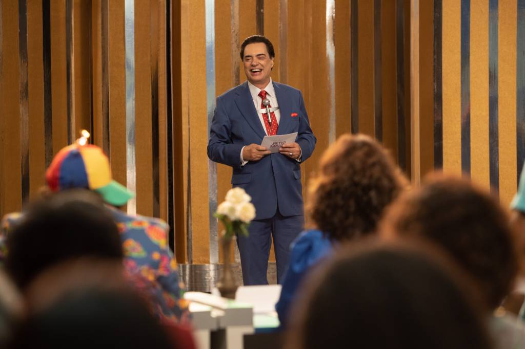 Em ‘O Rei da TV’, trajetória pessoal de Silvio Santos é destaque