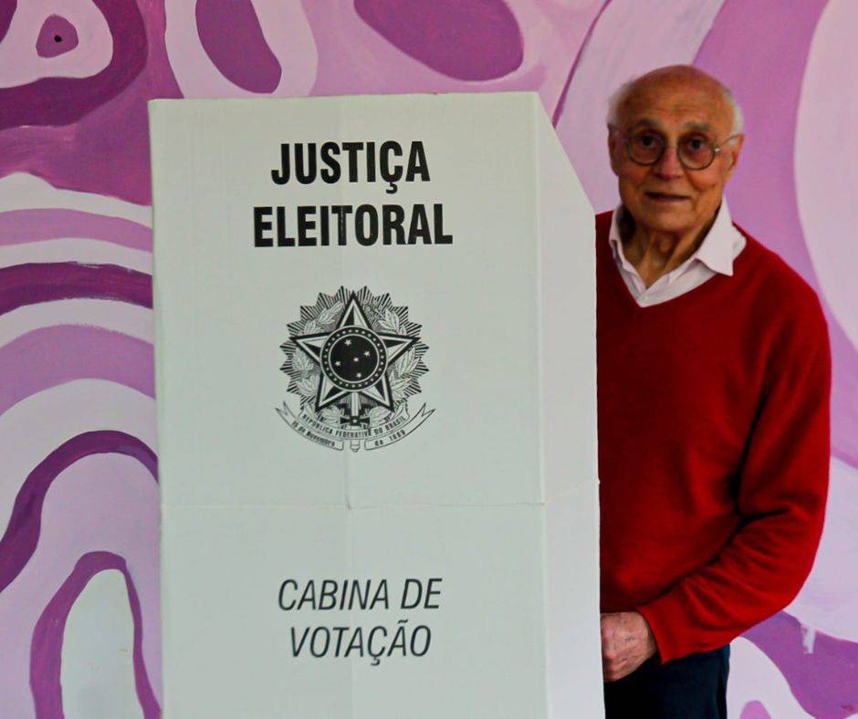 Suplicy recebe mais de 800 mil votos e é o deputado estadual mais votado