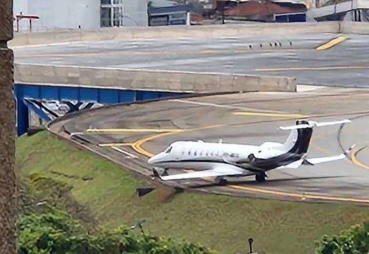 Pneu de aeronave estoura durante pouso em Congonhas e interdita pista