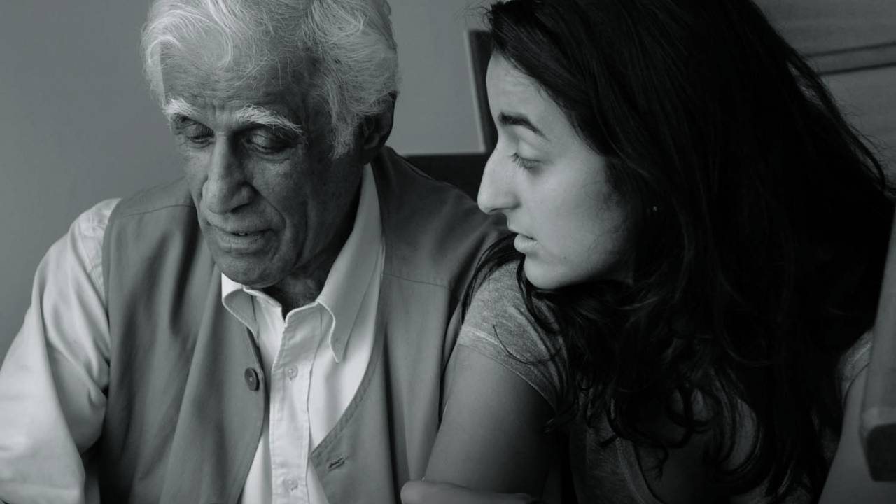 Ziraldo e Nina lado a lado em foto preto e branco.