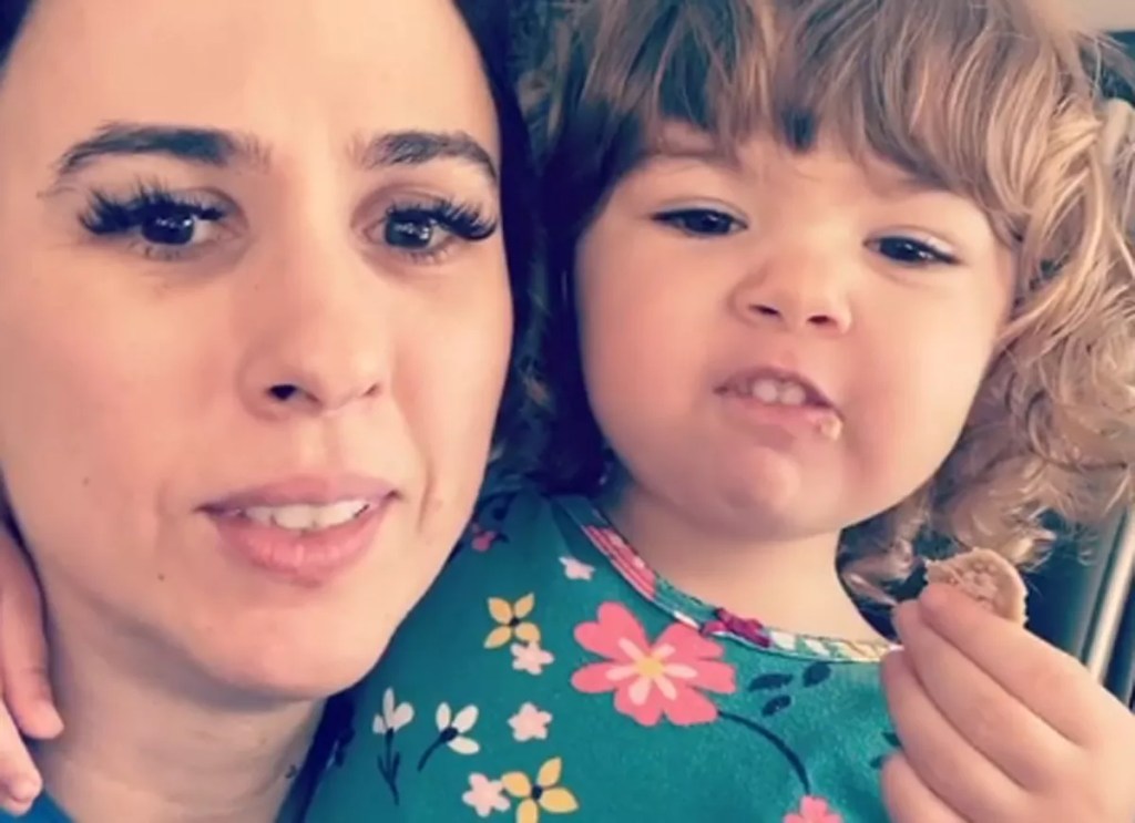 Festão da filha de Tatá Werneck teve unicórnio, fadas e testes de Covid-19