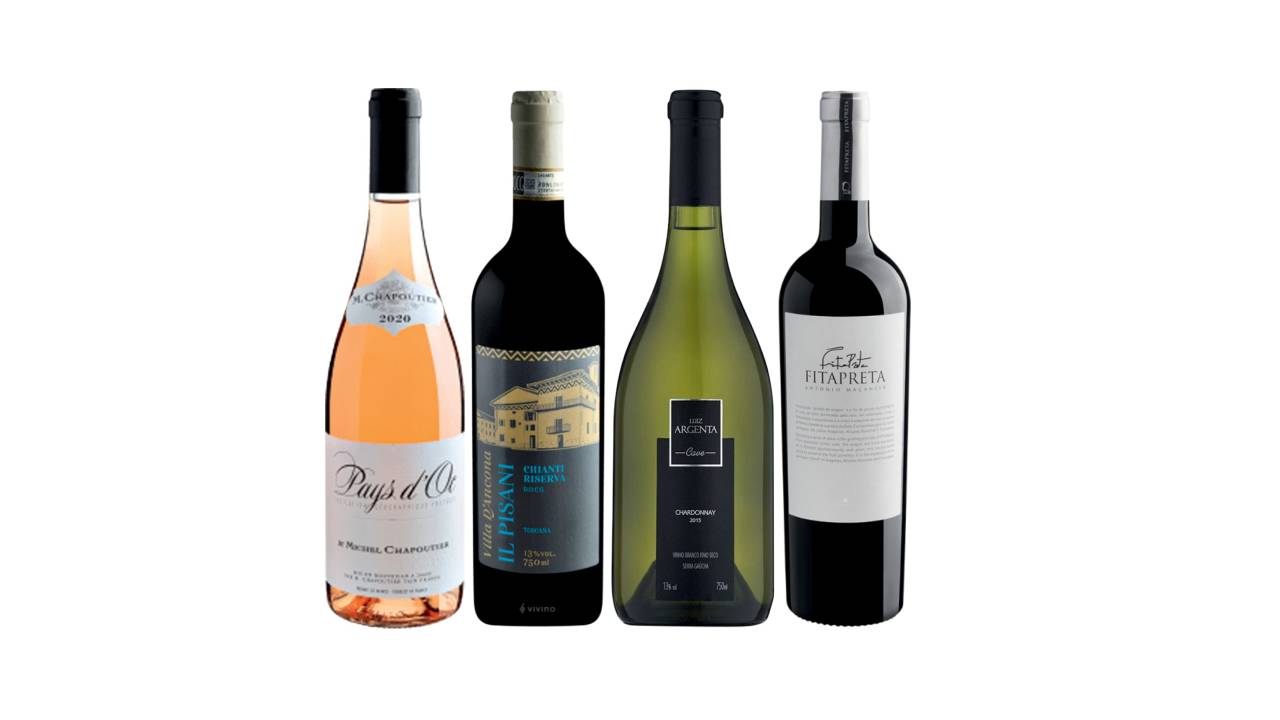 Quatro garrafas de vinho