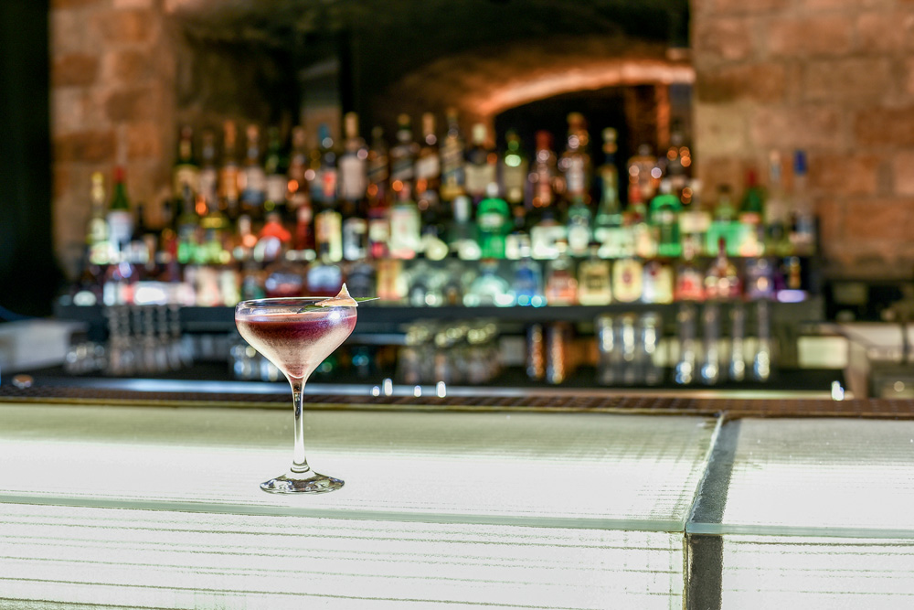 Comer & Beber 2022: Bar dos Arcos serve os melhores drinques da cidade