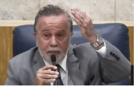 “26 negros que estão a meu lado ficarão sem emprego”, diz vereador que pode ser cassado por racismo