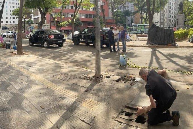 Polícia diz ter localizado entreposto de drogas na praça Marechal Deodoro