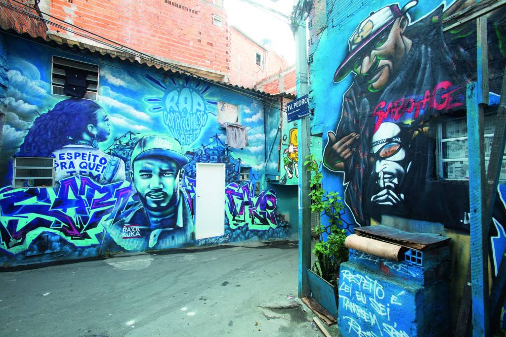 festival cultural Sabotage vive Imagem mostra paredes de favela com grafites azuis