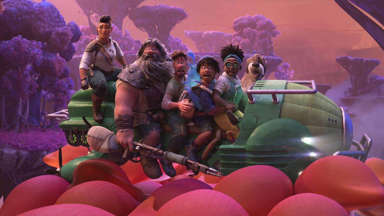Personagens olham assustados para algo que não se vê; estão em um mundo cor de rosa