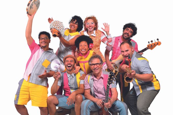 Novo espetáculo de Paulo Tatit e Filipe Edmo faz apresentação neste sábado