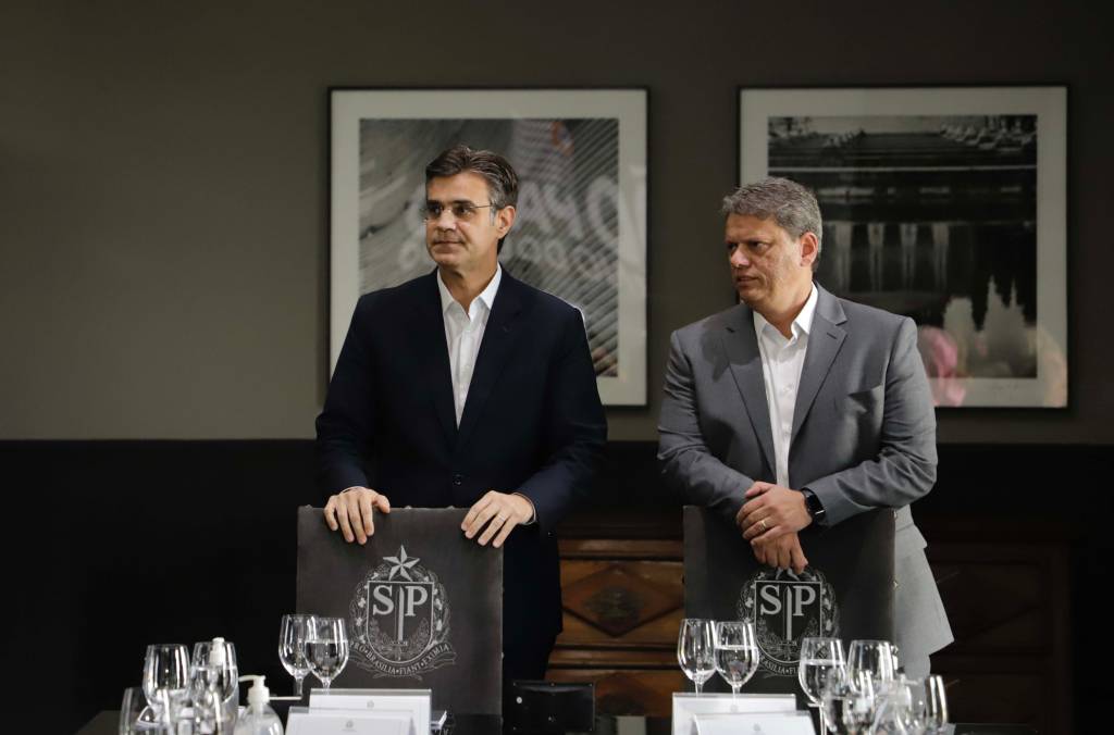 Tarcísio tenta conciliar realidade orçamentária com promessas eleitorais