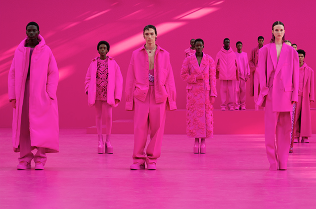 Coleção-outonoinverno-2022-da-Valentino-por-Pierpaolo-Piccioli- Coleção outono/inverno 2022 da Valentino, por Pierpaolo Piccioli.
