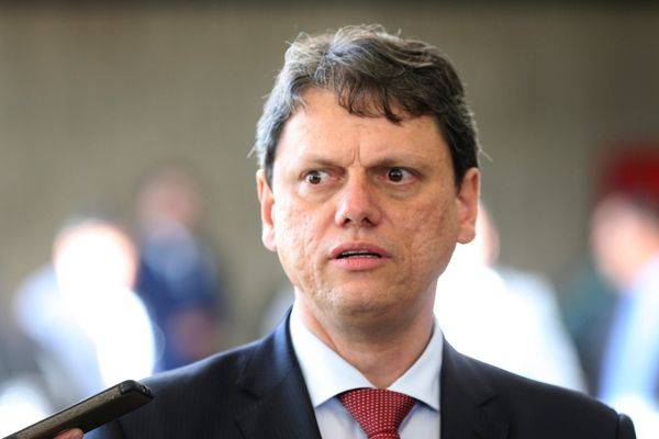 Tarcísio, governador eleito de São Paulo, teve conta no Twitter hackeada