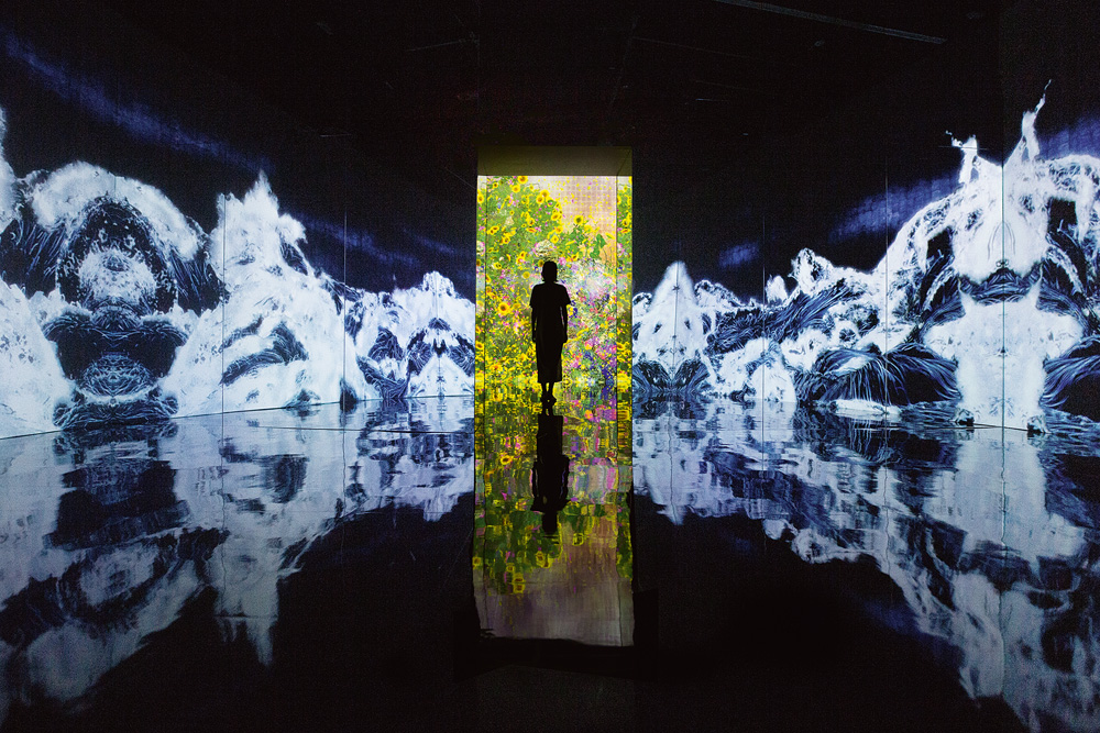 Farol Santander completa cinco anos de atividade com nova exposição