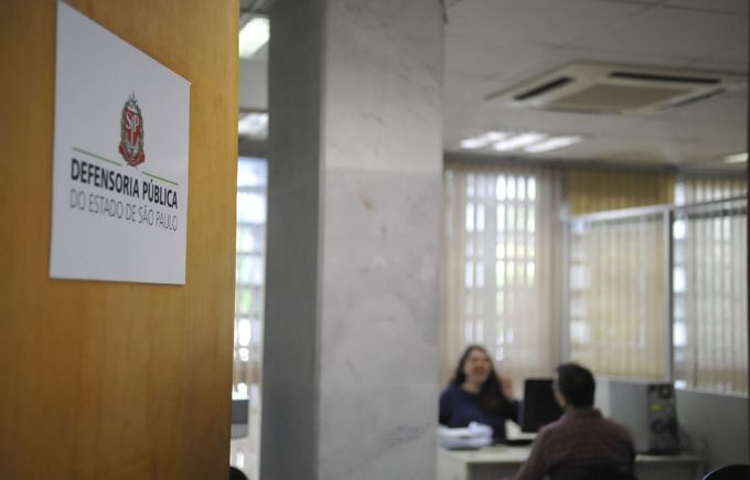 Pela 1ª vez, Defensoria reserva vagas em concursos para pessoas trans