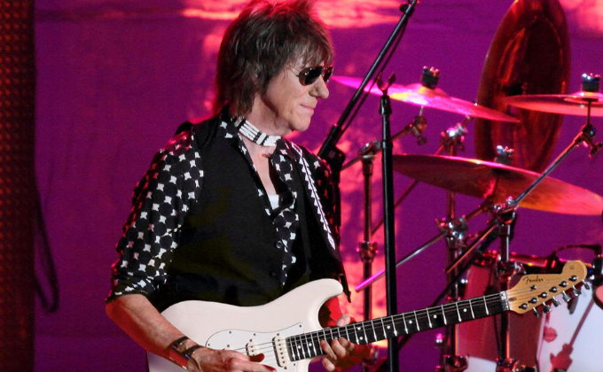 Guitarrista lendário, Jeff Beck morre aos 78 anos; confira homenagens