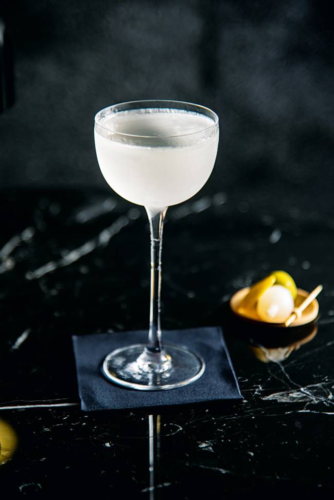 Dry martini 65/15 – The Liquor Store Dry martini: leve mandado pela boa equipe de bartenders