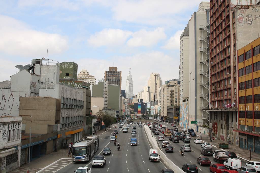 Rodízio de veículos volta a valer em São Paulo nesta segunda