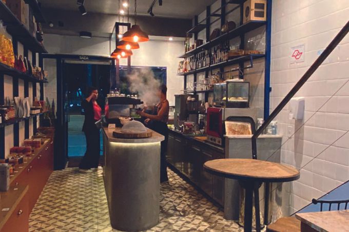 O à Mercê: misto de mercearia e bar