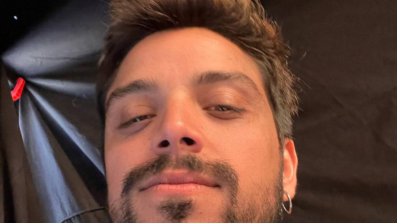 O ator Rodrigo Simas