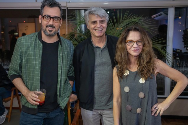 Eduardo Faleiro, Alex Stevens e Juliana Grilo. Eduardo Faleiro, Alex Stevens e Juliana Grilo.