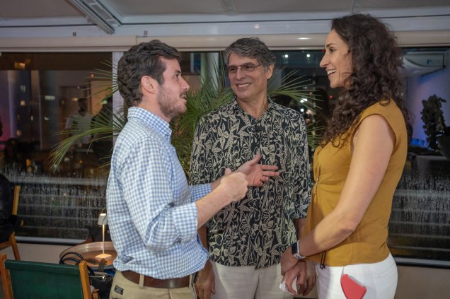 André Secchin, Olivier Anquier e Graziela de Caroli. André Secchin, Olivier Anquier e Graziela de Caroli.