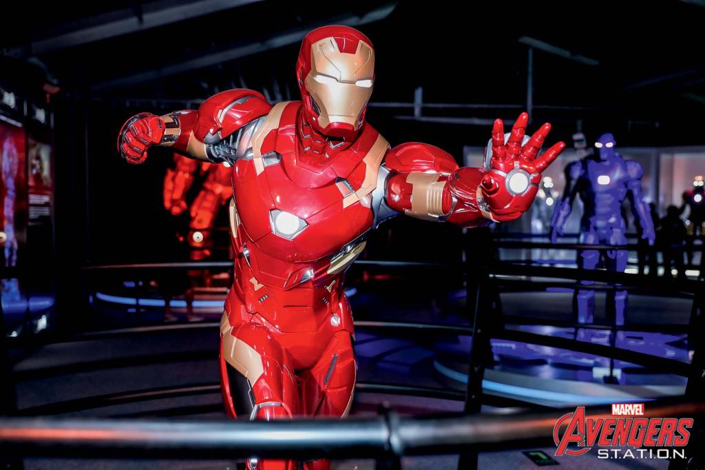 Mostra tem armaduras do Homem de Ferro e desafio do martelo do Thor