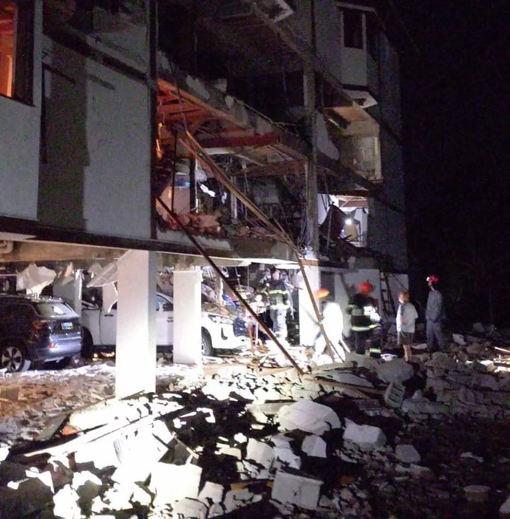 Prédio residencial explode em Campos do Jordão