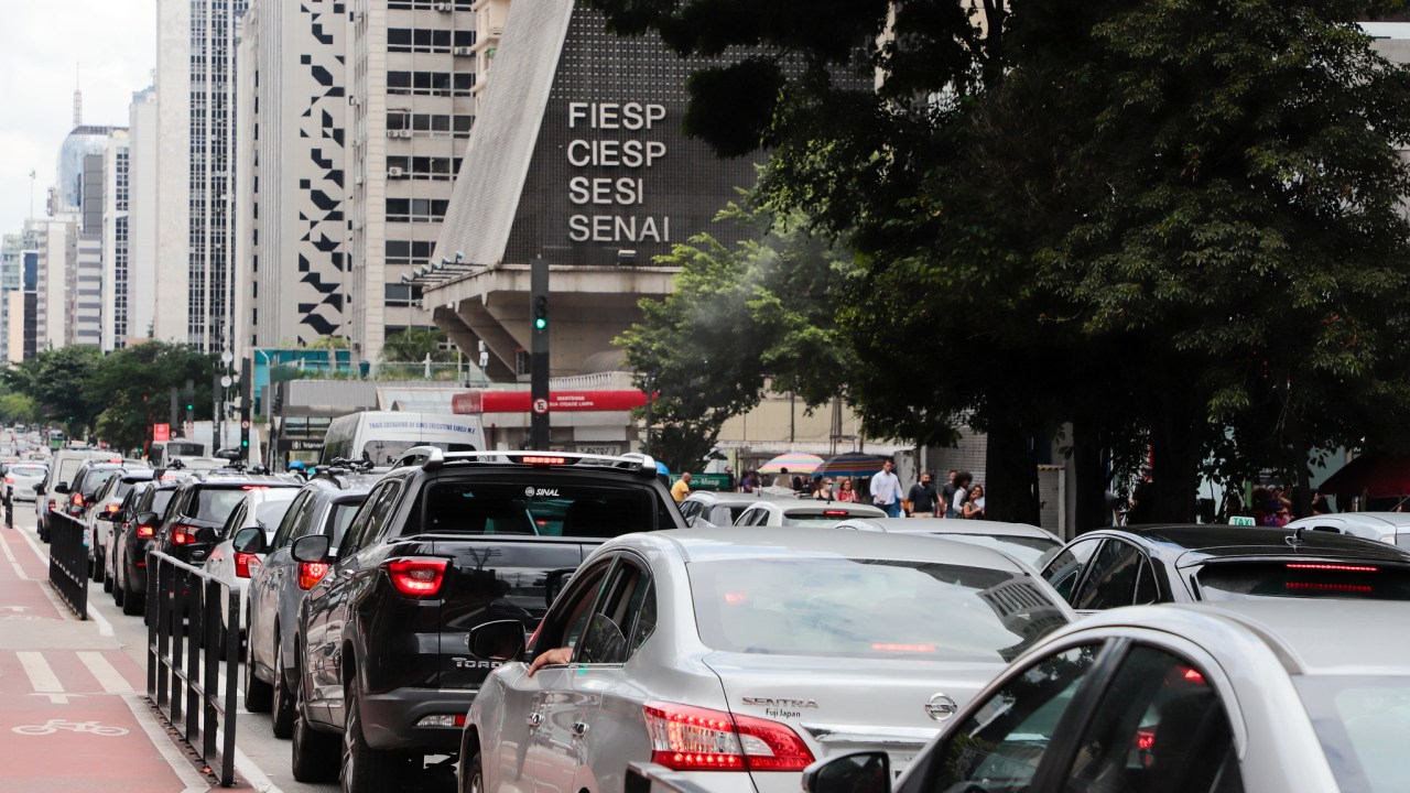 Trânsito avenida paulista