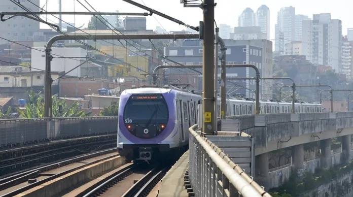 Linha 5-Lilás fica 8 horas com operação reduzida após falha