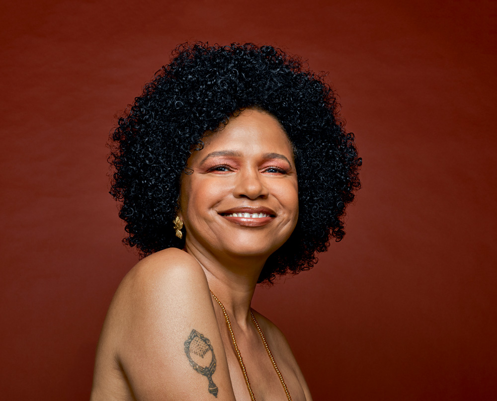 Teresa Cristina homenageia Maria Bethânia em nova turnê