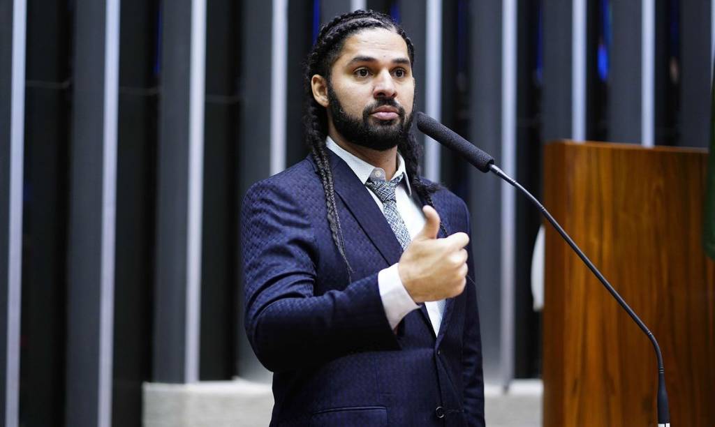 Ex-deputado David Miranda morre aos 37 anos