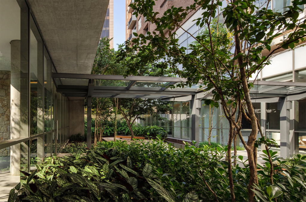 Edifício tem pilares em “Y” e homenageia mestres do modernismo