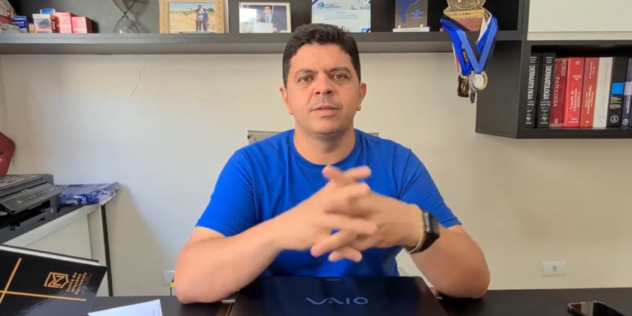 Prefeito teria feito aborto sem consentimento em amante dentro de motel