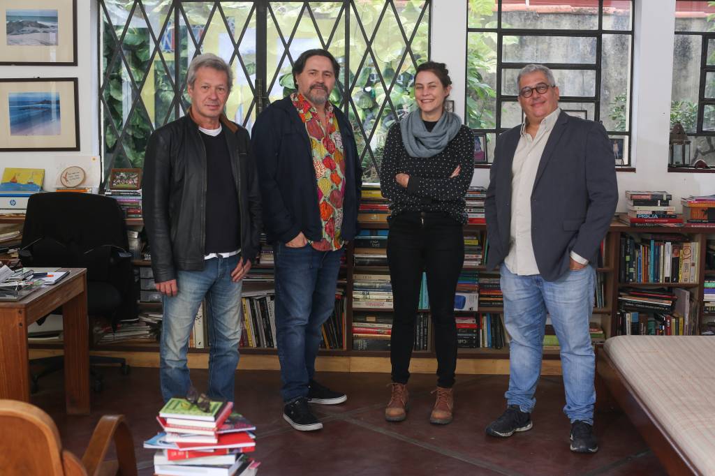 Festival Arena da Palavra reúne programação gratuita em livrarias de rua