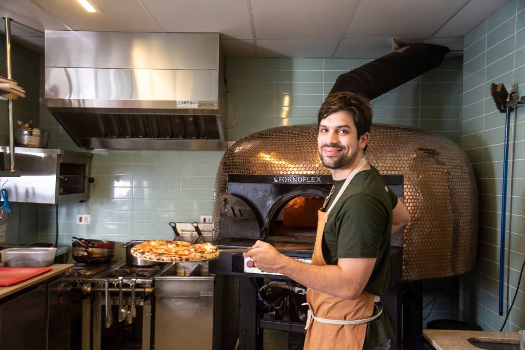 Chef do Elea Forneria é convidado especial da pizzaria Paul’s Boutique
