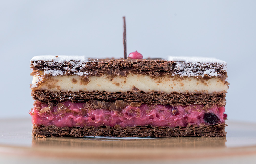 Confeitaria Dama lança mil-folhas de dois recheios