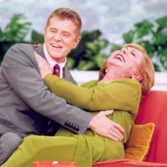 Miguel Falabella faz homenagem à Aracy Balabanian