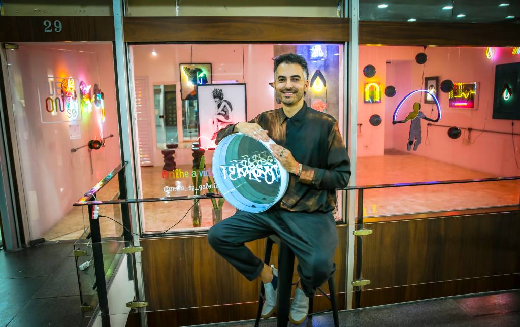 Galeria Neon reúne mais de 30 obras de arte luminosas na Consolação