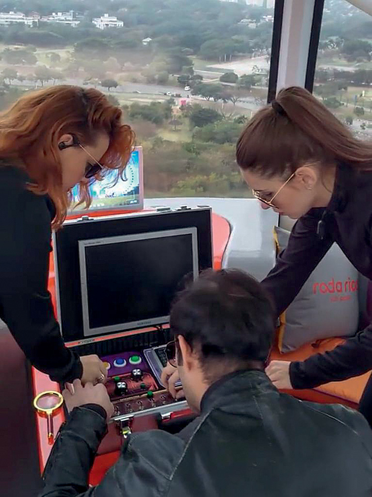 Visitantes podem salvar o mundo em jogo de fuga instalado em roda-gigante