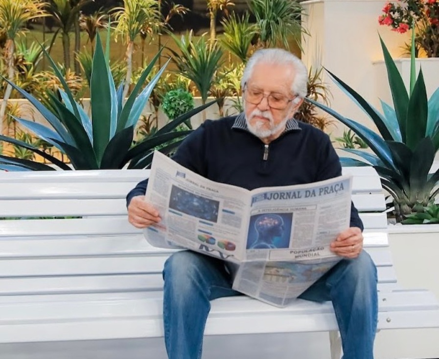 Carlos Alberto de Nóbrega é internado após diagnóstico de Covid