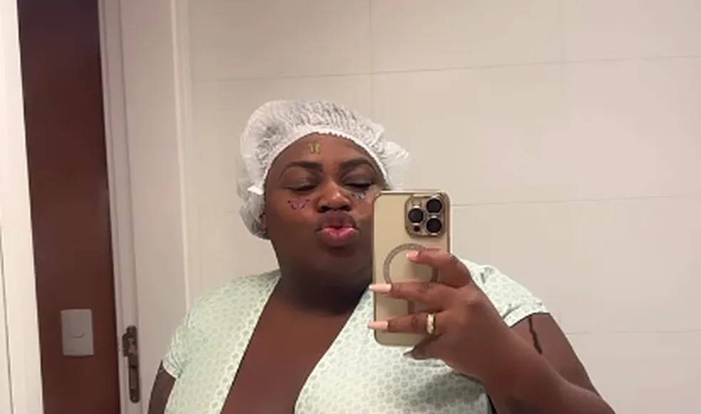 Jojo Todynho faz cirurgia bariátrica e tranquiliza fãs: “Mamãe já volta”