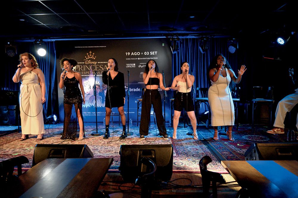 Espetáculo musical com princesas da Disney tem elenco brasileiro